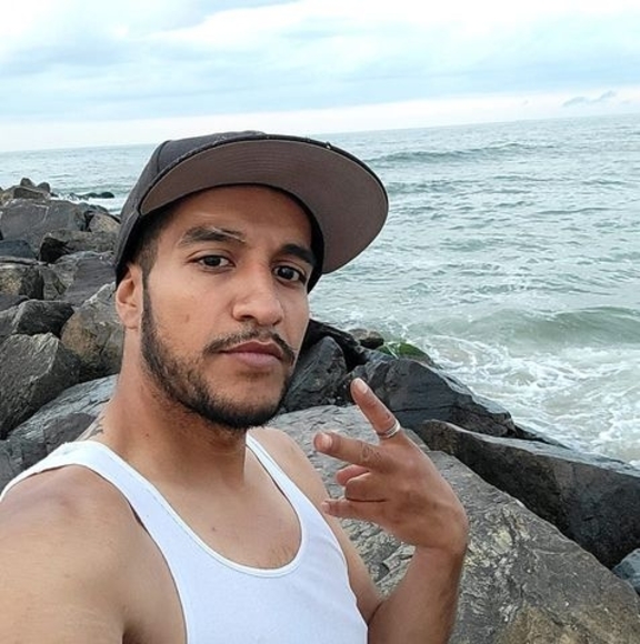 Meet your Posher, Raphael - Picture 1 of 1